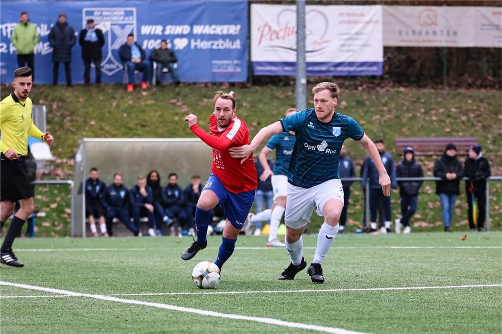 Westfalenligist Wacker Obercastrop setzte sich in einem Testspiel am Sonntag, 15. Januar 2023, gegen den Bezirksligisten FC Castrop-Rauxel mit 2:1 (0:0) durch.