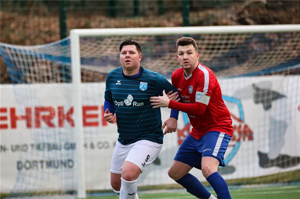 Westfalenligist Wacker Obercastrop setzte sich in einem Testspiel am Sonntag, 15. Januar 2023, gegen den Bezirksligisten FC Castrop-Rauxel mit 2:1 (0:0) durch.