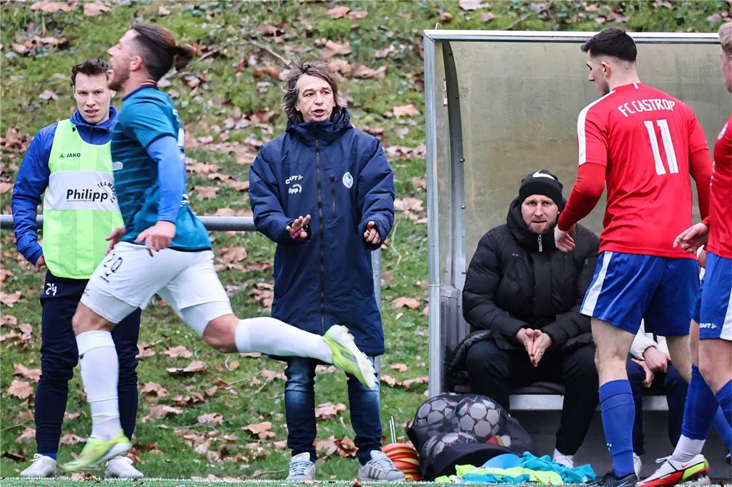 Westfalenligist Wacker Obercastrop setzte sich in einem Testspiel am Sonntag, 15. Januar 2023, gegen den Bezirksligisten FC Castrop-Rauxel mit 2:1 (0:0) durch.