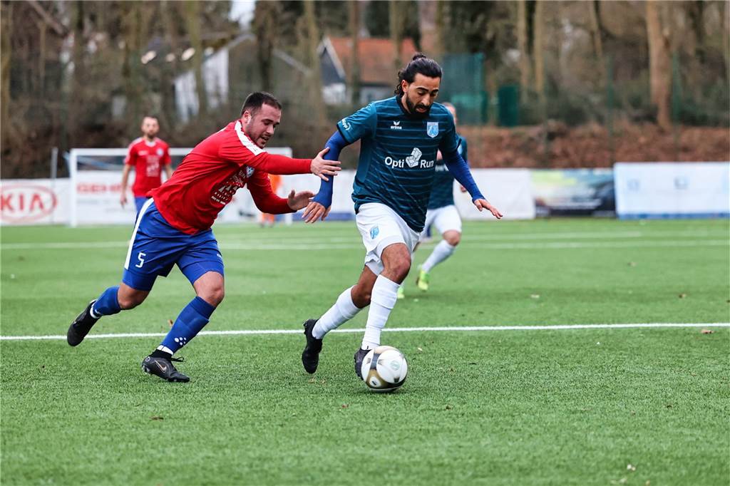 Westfalenligist Wacker Obercastrop setzte sich in einem Testspiel am Sonntag, 15. Januar 2023, gegen den Bezirksligisten FC Castrop-Rauxel mit 2:1 (0:0) durch.
