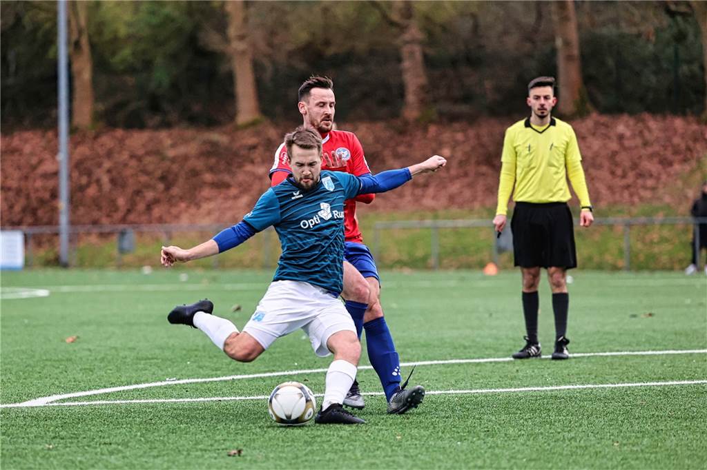 Westfalenligist Wacker Obercastrop setzte sich in einem Testspiel am Sonntag, 15. Januar 2023, gegen den Bezirksligisten FC Castrop-Rauxel mit 2:1 (0:0) durch.