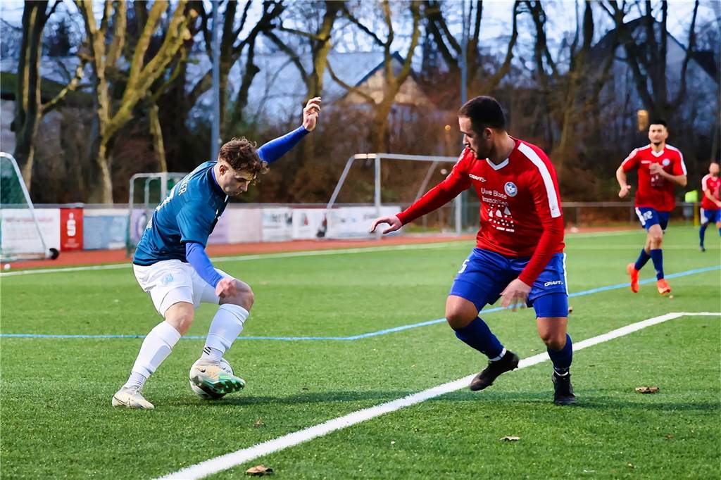 Westfalenligist Wacker Obercastrop setzte sich in einem Testspiel am Sonntag, 15. Januar 2023, gegen den Bezirksligisten FC Castrop-Rauxel mit 2:1 (0:0) durch.