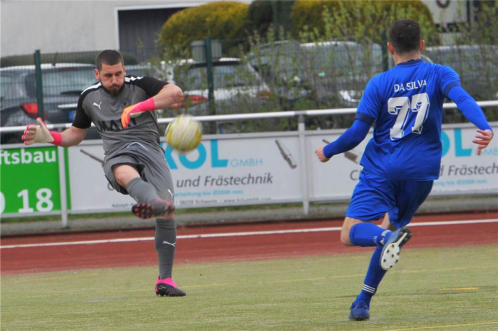 VfB Westhofen holt Neuzugang von Dortmunder Top-Team: Torwart half bei der Verpflichtung Gianluca Caruso, VfB Westhofen