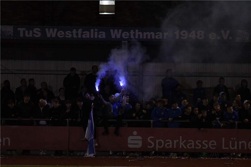 Die besten Fotos vom Derby zwischen Wethmar und Alstedde Wethmar holt den Derbysieg: Die Westfalia besiegt BW Alstedde am Freitagabend mit 3:1.