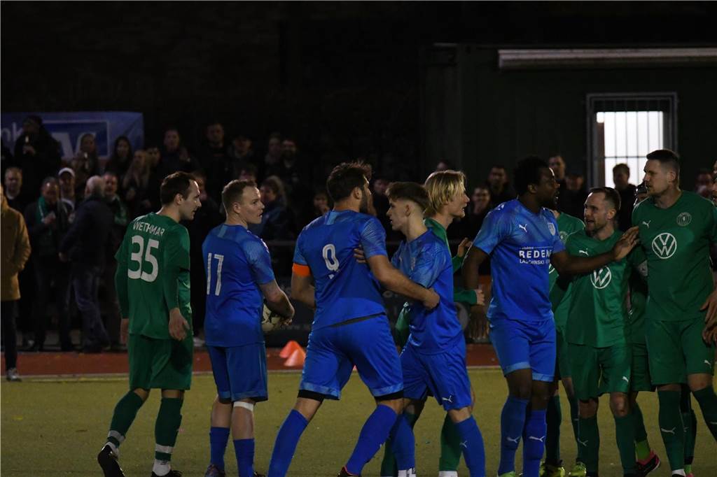 Die besten Fotos vom Derby zwischen Wethmar und Alstedde Wethmar holt den Derbysieg: Die Westfalia besiegt BW Alstedde am Freitagabend mit 3:1.