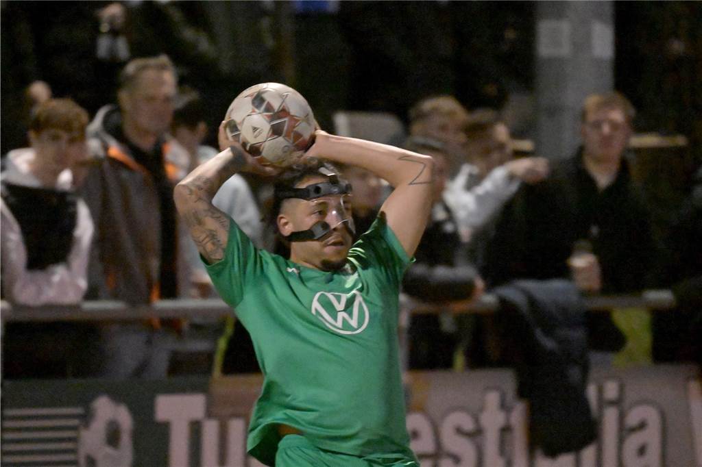 Die besten Fotos vom Derby zwischen Wethmar und Alstedde Wethmar holt den Derbysieg: Die Westfalia besiegt BW Alstedde am Freitagabend mit 3:1.