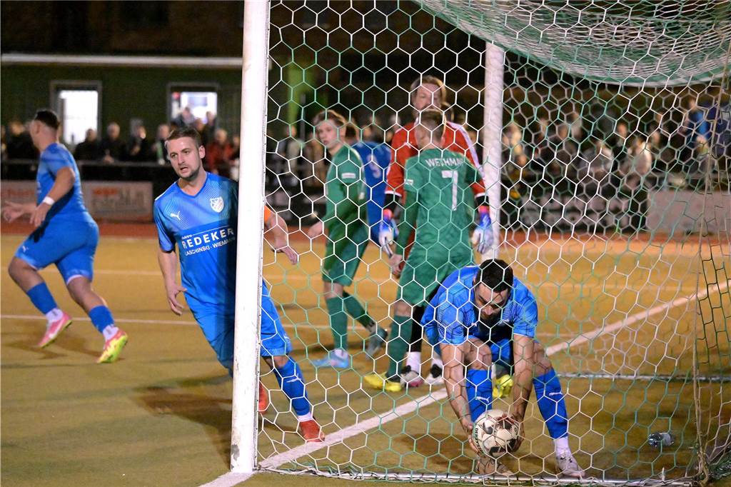 Die besten Fotos vom Derby zwischen Wethmar und Alstedde Wethmar holt den Derbysieg: Die Westfalia besiegt BW Alstedde am Freitagabend mit 3:1.