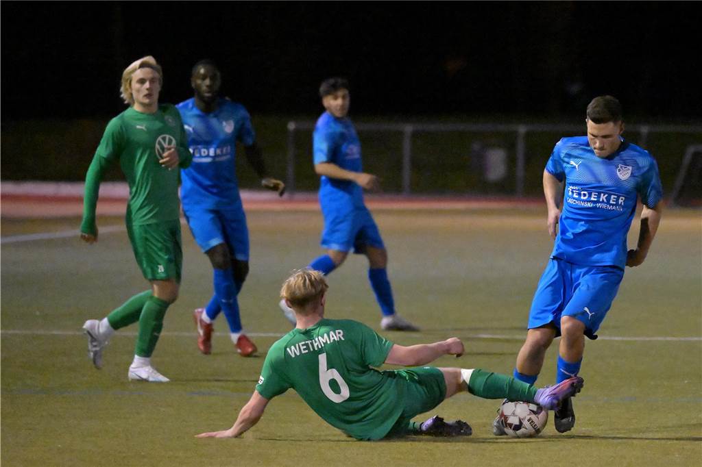 Die besten Fotos vom Derby zwischen Wethmar und Alstedde Wethmar holt den Derbysieg: Die Westfalia besiegt BW Alstedde am Freitagabend mit 3:1.