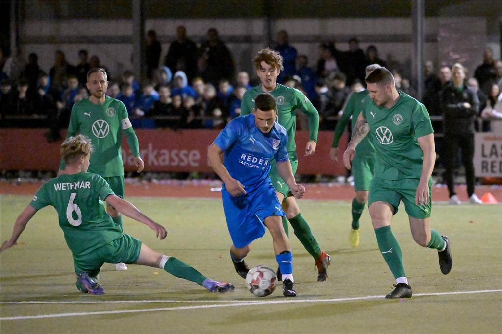 Die besten Fotos vom Derby zwischen Wethmar und Alstedde Wethmar holt den Derbysieg: Die Westfalia besiegt BW Alstedde am Freitagabend mit 3:1.