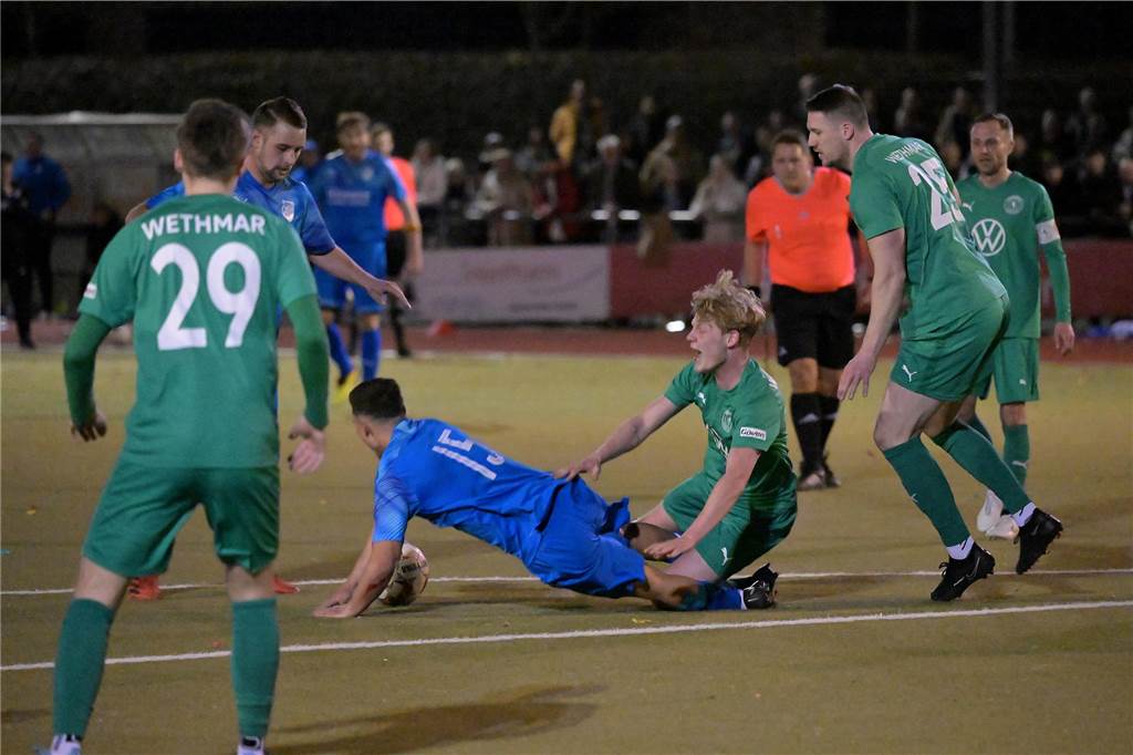Die besten Fotos vom Derby zwischen Wethmar und Alstedde Wethmar holt den Derbysieg: Die Westfalia besiegt BW Alstedde am Freitagabend mit 3:1.