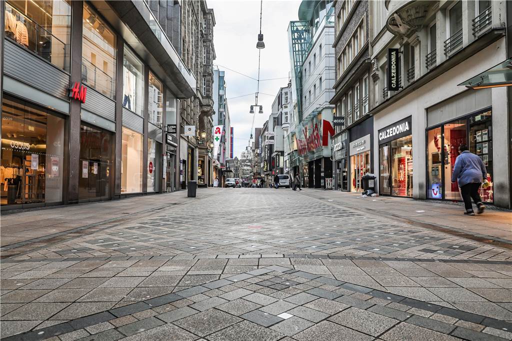 Einsamer Händler auf dem Westenhellweg: „Man kommt sich verloren vor“ Wie ausgestorben ist der Westenhellweg in Dortmund im aktuellen Lockdown