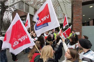 Wie bei dieser Streikaktion vor zwei Jahren könnte es auch am Donnerstag wieder vor dem Klinikum an der Beurhausstraße aussehen.
