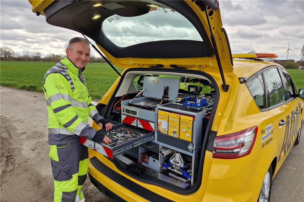 „Wie ein Notarzt für Autos“: Einblicke eines ADAC-Pannenhelfers ADAC Pannenhelfer Marco Kremer Kamen Bergkamen Kamener Kreuz Leere Batterie Mitgliedschaft Autopanne