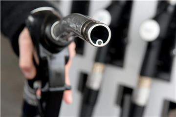 Wie geht es weiter mit dem Erdöl und den Verbrennungsmotoren? Die Opec wagt jetzt eine Vorausschau bis 2040. Foto: Franziska Kraufmann