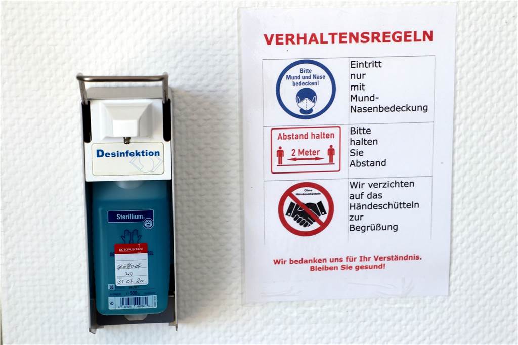 Käuflicher Sex trotz Corona: Dortmunder Sexpuppen-Bordell hat viel Zulauf Wie in jedem normalen Geschäft gelten auch im Bordoll zu Corona-Zeiten strenge Hygieneregeln.