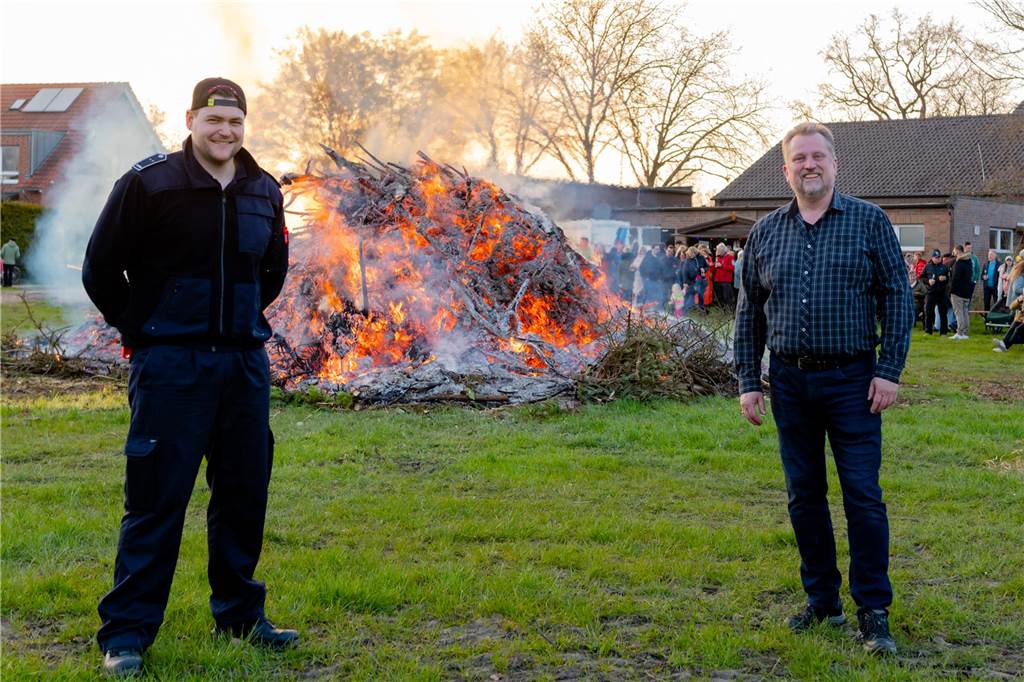 Wie in vielen Orten gab es auch in Cappenberg an Ostersonntag, 9. April, das traditionelle Osterfeuer. 