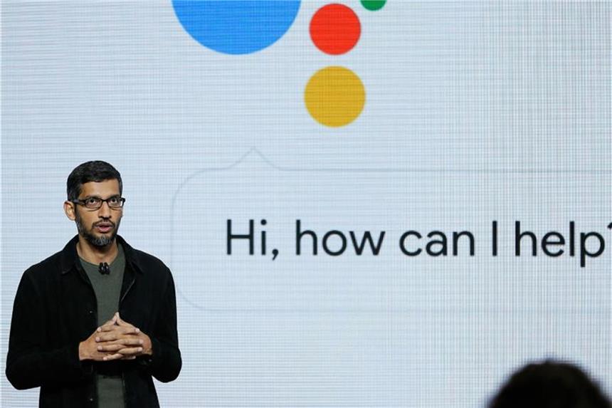 Google will keine künstliche Intelligenz für Waffen liefern „Wie künstliche Intelligenz entwickelt und angewendet wird, beeinflusst unsere Gesellschaft über die kommenden Jahre massiv“, schrieb Google-Chef Sundar Pichai. Foto: Eric Risberg