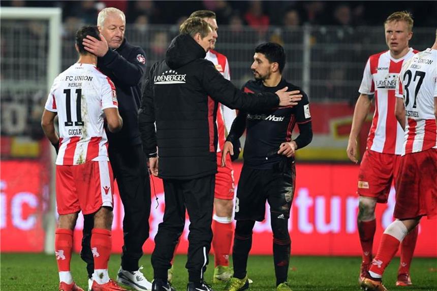 Union Berlin verliert wieder - 1:2 gegen Ingolstadt Wieder kein Sieg für Union Berlin. Foto: Britta Pedersen