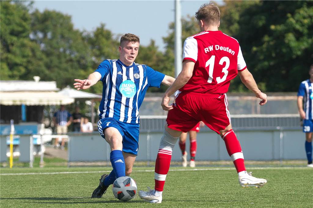 Wiederholungsbedarf auf Seiten der Deutener: In der vergangenen Saison konnte sich RW Deuten II mit Sven Schäpers (r.) beim ETuS Haltern mit Yannick Stark 2:0 durchsetzen.
