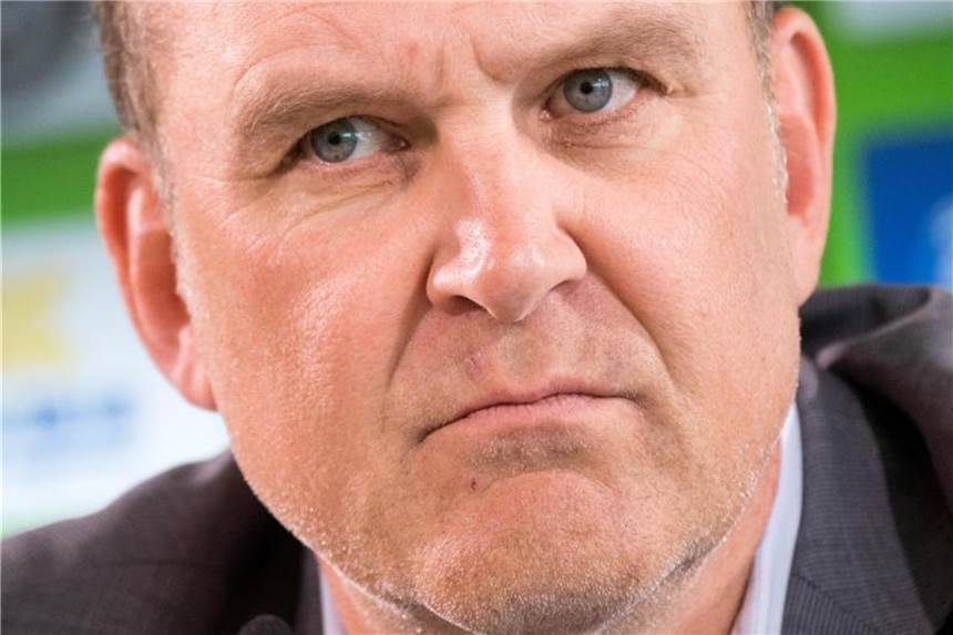 Schmadtke zum VfL Wolfsburg: „Wir sind kein Mauerblümchen“ Will den VfL Wolfsburg wieder in höhere Tabellenregionen führen: Geschäftsführer Jörg Schmadtke. Foto: Julian Stratenschulte