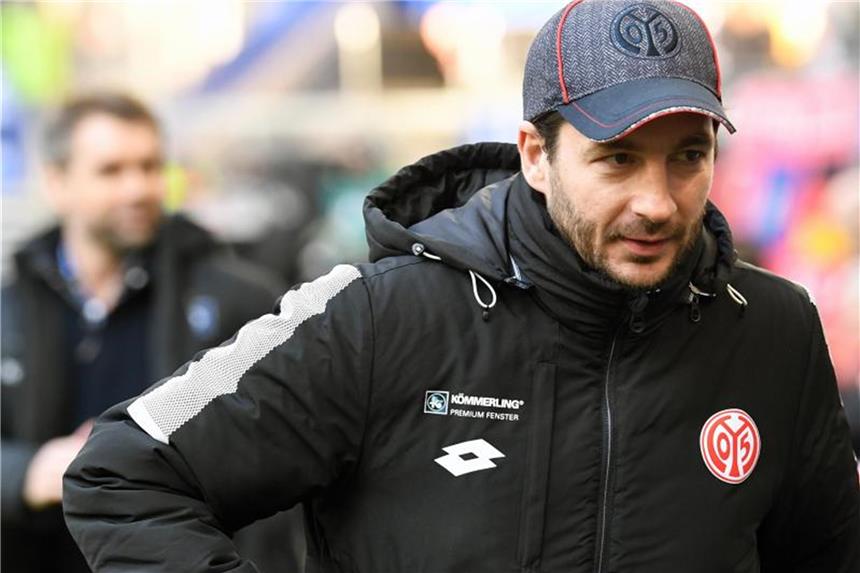 Mainz hofft gegen Schalke auf Sieg zum Bundesliga-Jubiläum Will im 400. Bundesligaspiel von Mainz 05 einen Sieg feiern: Trainer Sandro Schwarz. Foto: Carmen Jaspersen