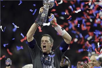 Will zum sechsten Mal in seiner Karriere den Super Bowl in die Luft strecken: Star-Quarterback Tom Brady (New England Patriots). Foto: Darron Cummings
