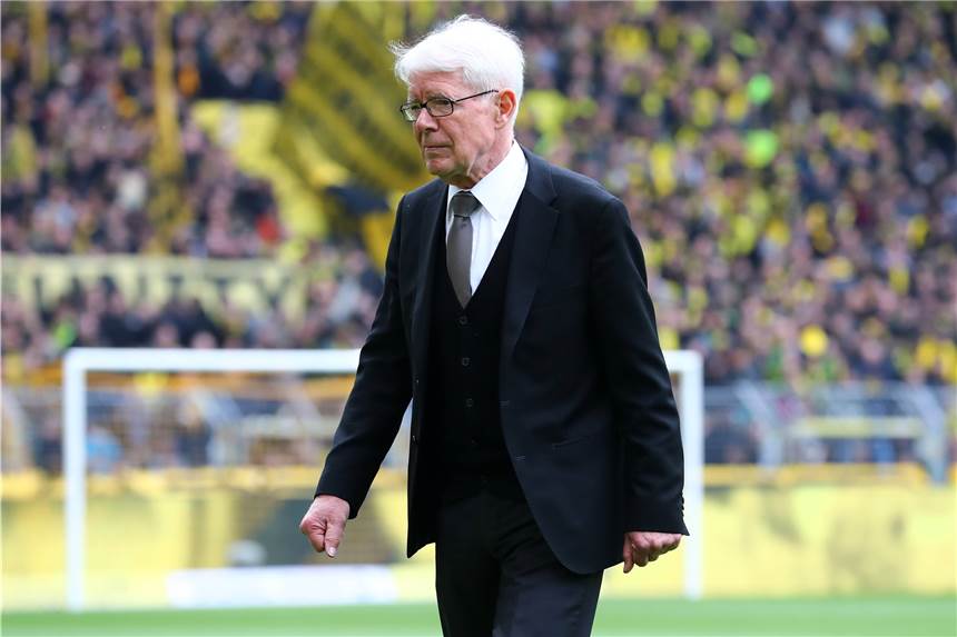 BVB-Präsident Reinhard Rauball: Fans werden bei uns nicht instrumentalisiert „Wir haben zu unseren Fans ein sehr kommunikatives Verhältnis, auch wenn wir vielleicht nicht immer dieselbe Meinung vertreten.“ - Reinhard Rauball