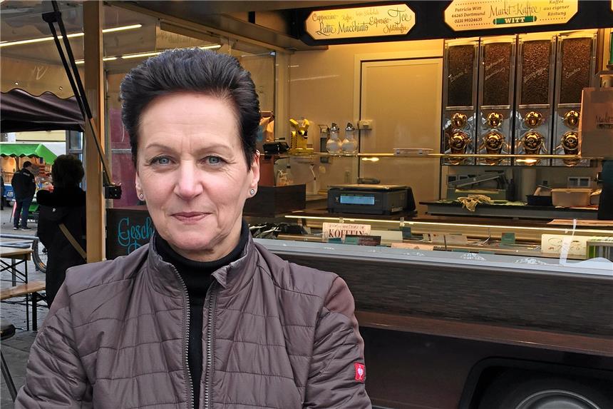 Die Marke Markt bröckelt „Wir müssen uns auf unsere Stärken besinnen“, sagt Patricia Witt-Mudersbach, Chefin im „Markt-Kaffee“.