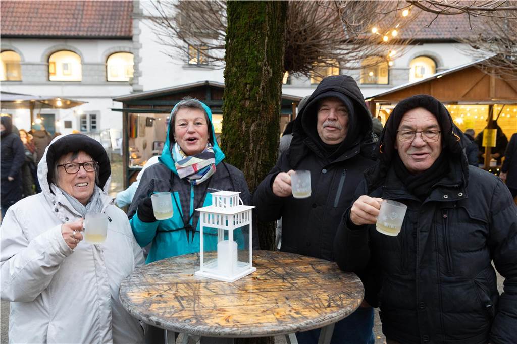 Wir zeigen die schönsten Bilder vom Nikolausmarkt 2023 in Aplerbeck.