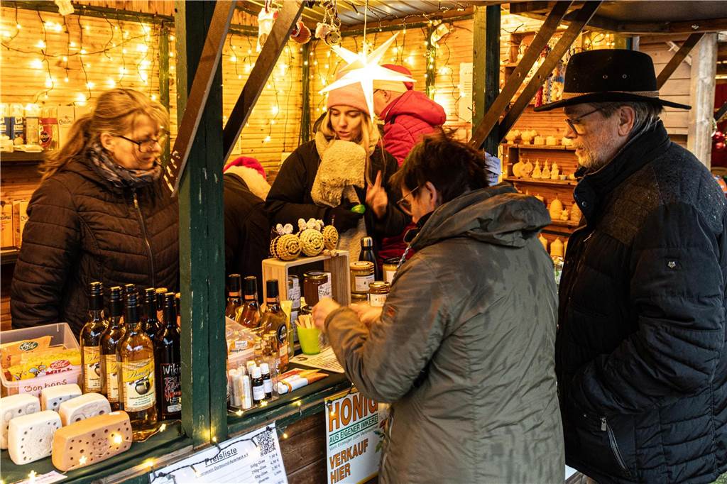 Wir zeigen die schönsten Bilder vom Nikolausmarkt 2023 in Aplerbeck.