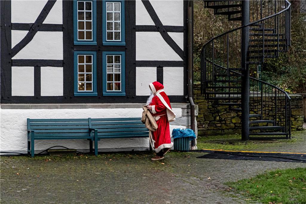 Wir zeigen die schönsten Bilder vom Nikolausmarkt 2023 in Aplerbeck.