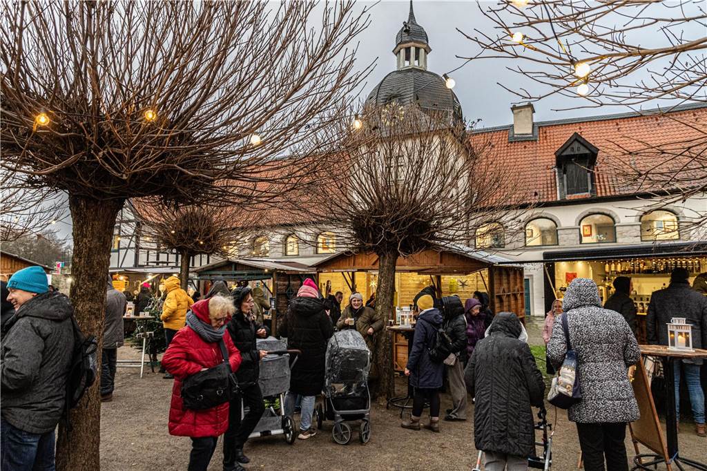 Wir zeigen die schönsten Bilder vom Nikolausmarkt 2023 in Aplerbeck.