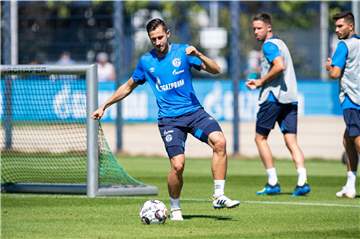 Wird bei Fortuna Düsseldorf hoch gehandelt: Steven Skrzybski (am Ball).