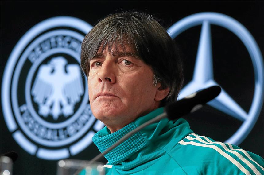 Wird im Spiel gegen England einiges ausprobieren: Bundestrainer Joachim Löw.
