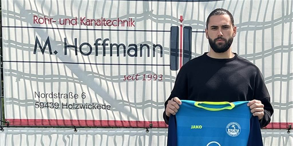Dominik Sousa da Costa bucht schon mal das Bezirksliga-Ticket Wird künftig für die SG Massen spielen: Dominic Sousa da Costa