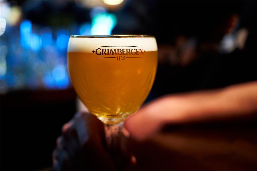 Biersommelier testet 5 Biere vom Fass im Dortmunder Pub The Londoner Grimbergen Blanche