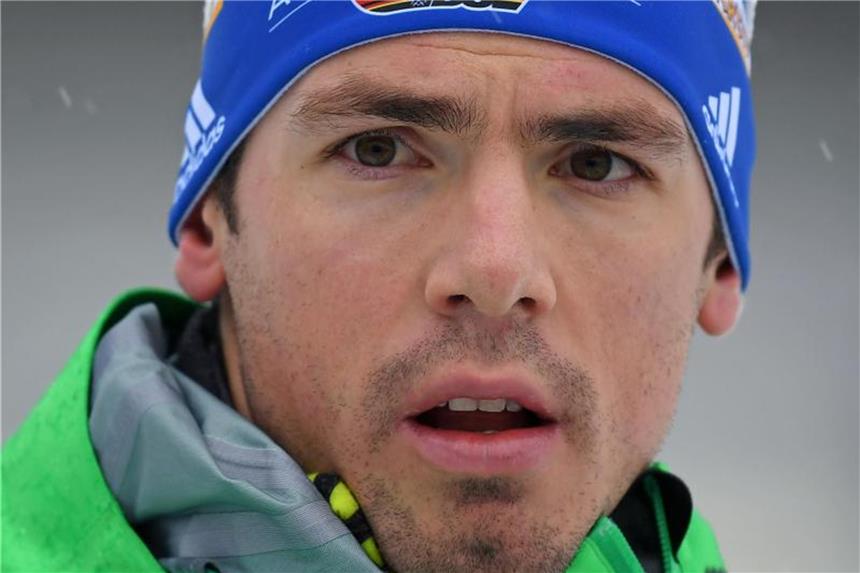 Biathlon-Weltmeister Schempp reist vorzeitig aus Oberhof ab Wird nicht bei der Verfolgung beim Biathlon-Weltcup in Oberhof an den Start gehen: Simon Schempp. Foto: Hendrik Schmidt