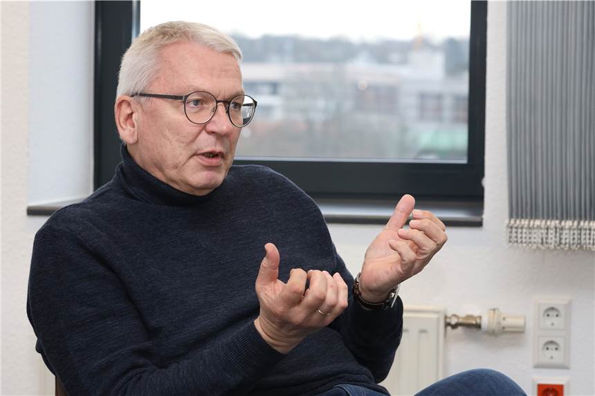 „Überwältigend“: Gesundheitsamt kann sich vor Bewerbungen kaum retten „Wirklich überwältigend“ findet Volker Meier vom Kreis Unna die Resonanz auf die Ausschreibung zu den „Covid-Heroes“ fürs Gesundheitsamt.