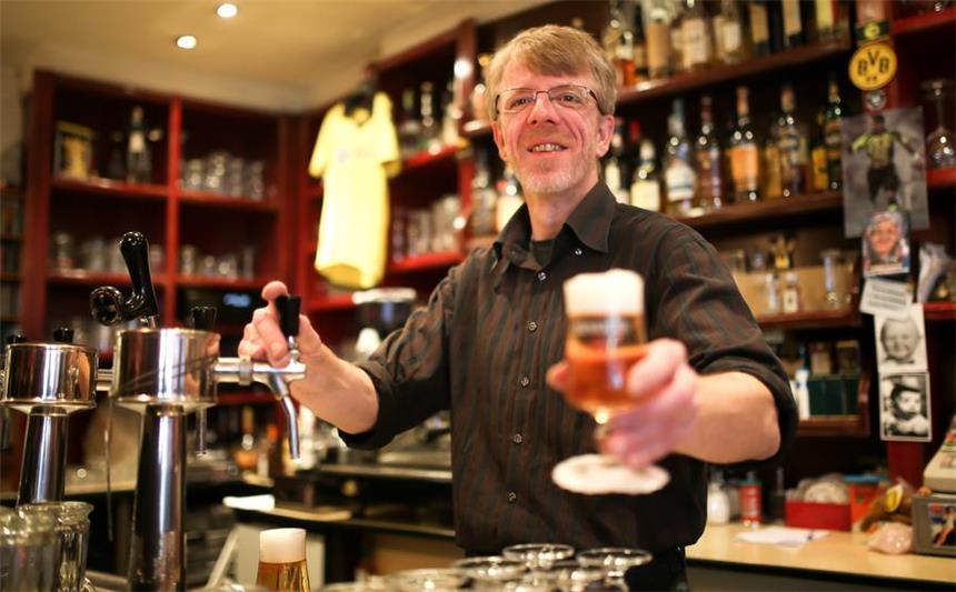 Alle 1087 Restaurants und Kneipen Dortmunds auf einen Blick Wirt Wolfgang Borkowski sucht einen Nachfolger für seine Kultkneipe „Anno 1900“ am Brüderweg.