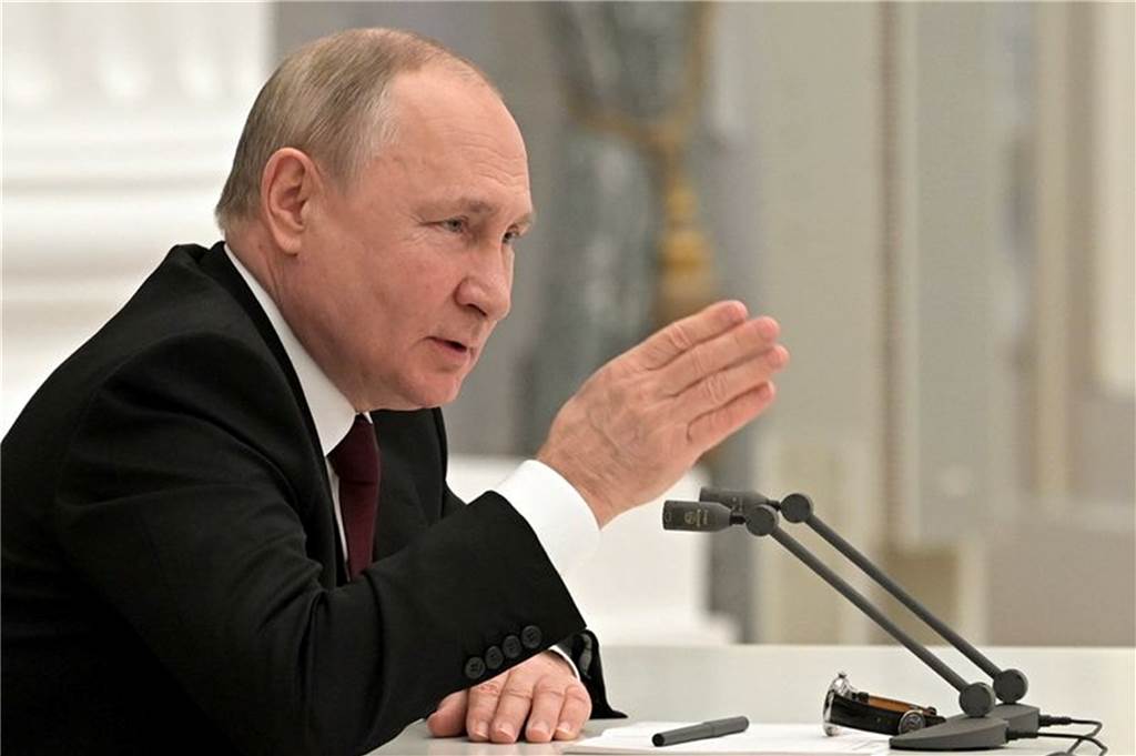 Eskalation im Osteuropa-Konflikt: Putin hat schlechte Nachrichten für den Westen Wladimir Putin bei einer Sitzung des Sicherheitsrates im Kreml.