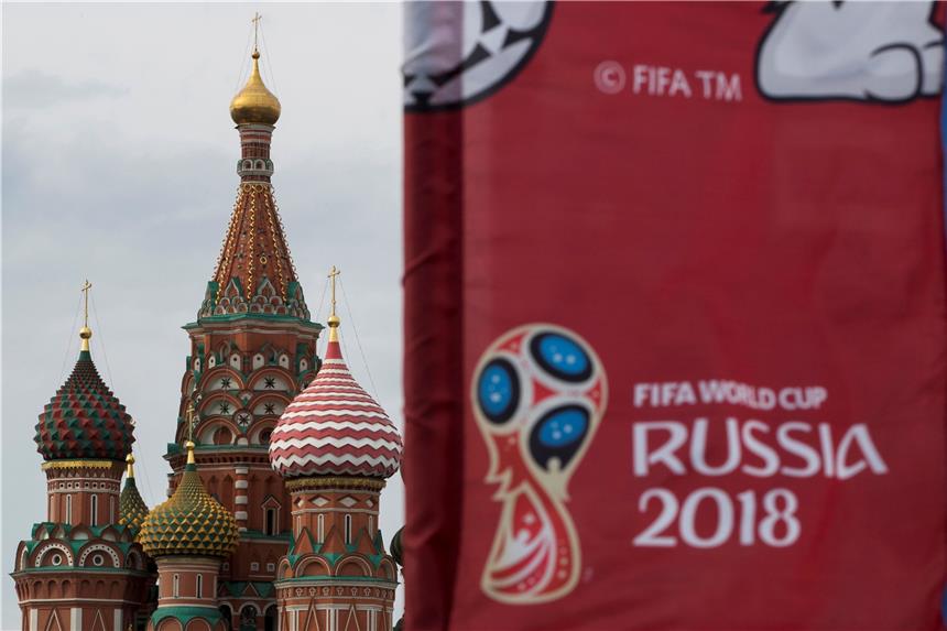 Deutschland jagt den 5. Stern - Konkurrenz ist riesengroß Wladimir Putin hat keine Kosten und Mühen gescheut und wird sein Megaprojekt vor allem als Selbstinszenierung nutzen.