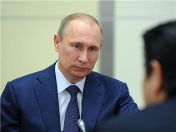 Wladimir Putin will mit den Betroffenen reden. Foto: Mikhail Klimentiev