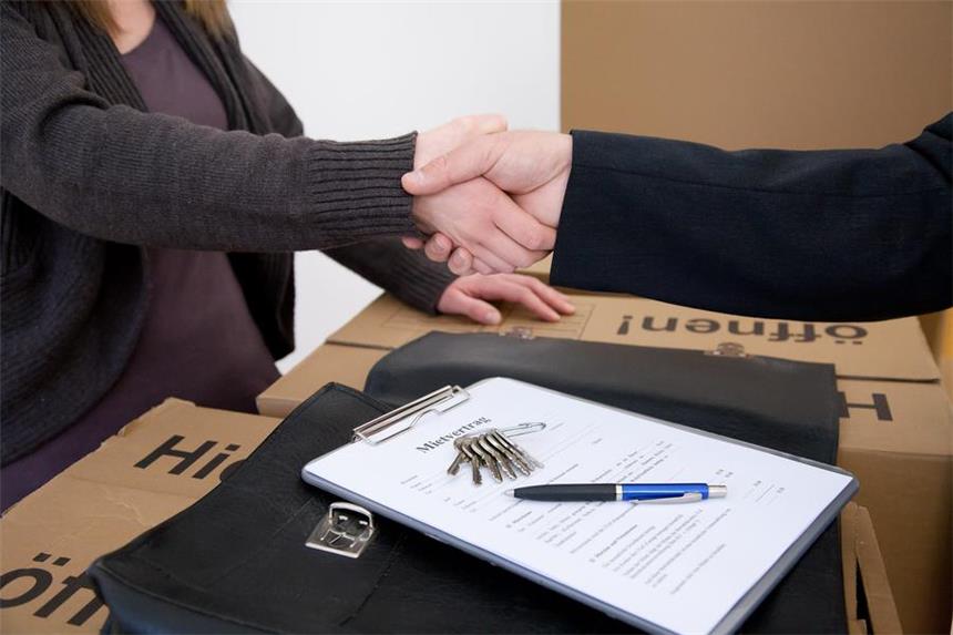 Ausländischer Name erschwert die Wohnungssuche Wohnungssuchende, die einen ausländischen Namen haben, haben es schwerer.