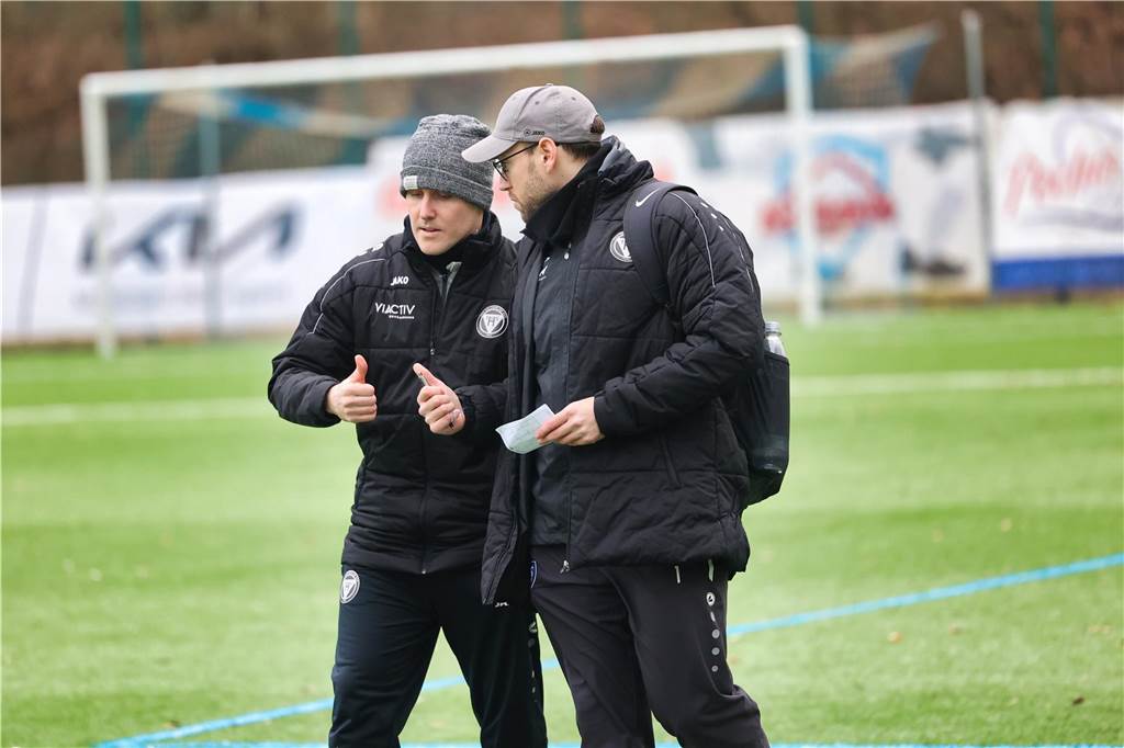TuS Haltern tankt Selbstvertrauen: 1:0-Torschütze ist froh, dass seine Zukunft längst geklärt ist Wollen den TuS Haltern zum Klassenerhalt führen: Alexander Zerche (r.) und Karoly Spranger bilden das neue Trainerteam des Westfalenligisten.