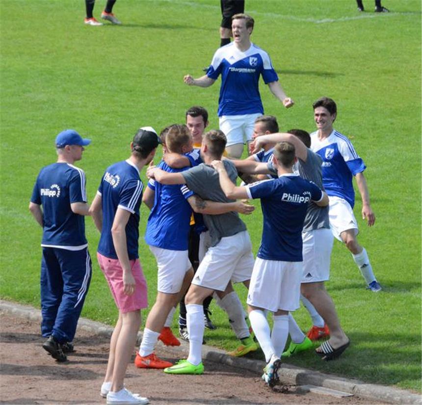 Wulfens Spieler wollen auch in Reken jubeln. Ein Auswärtstor könnte im Relegations-Hinspiel sehr wichtig sein.