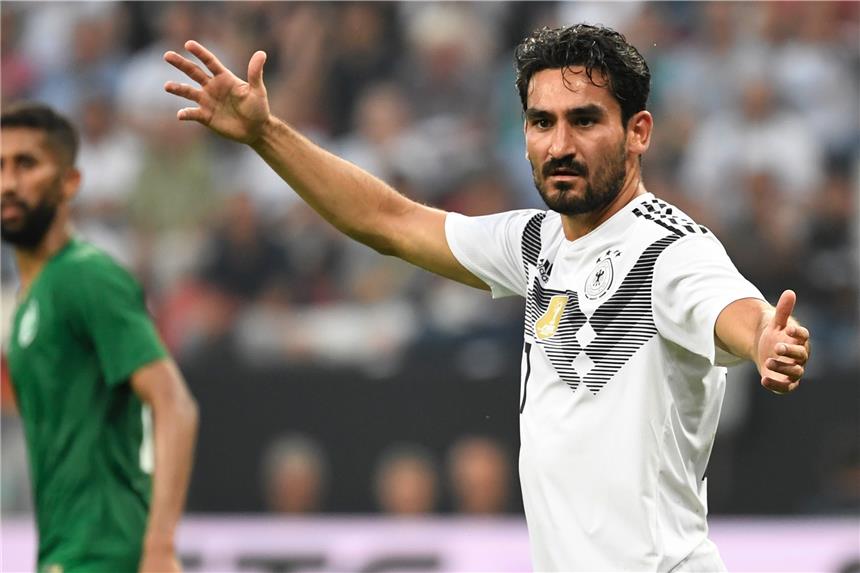Wurde nach seiner Einwechslung bei jedem Ballkontakt ausgepfiffen: Ilkay Gündogan.