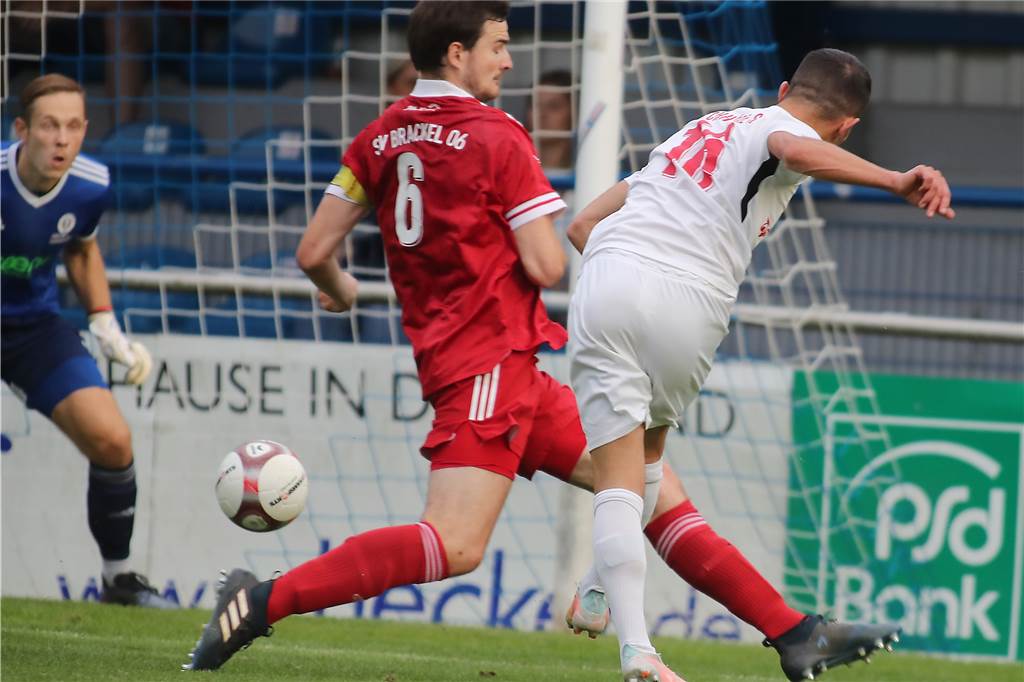 Hecker-Cup: Überraschender Name beim Hombrucher SV - Kirchhörder SC zerlegt Ligarivalen Brackel xx