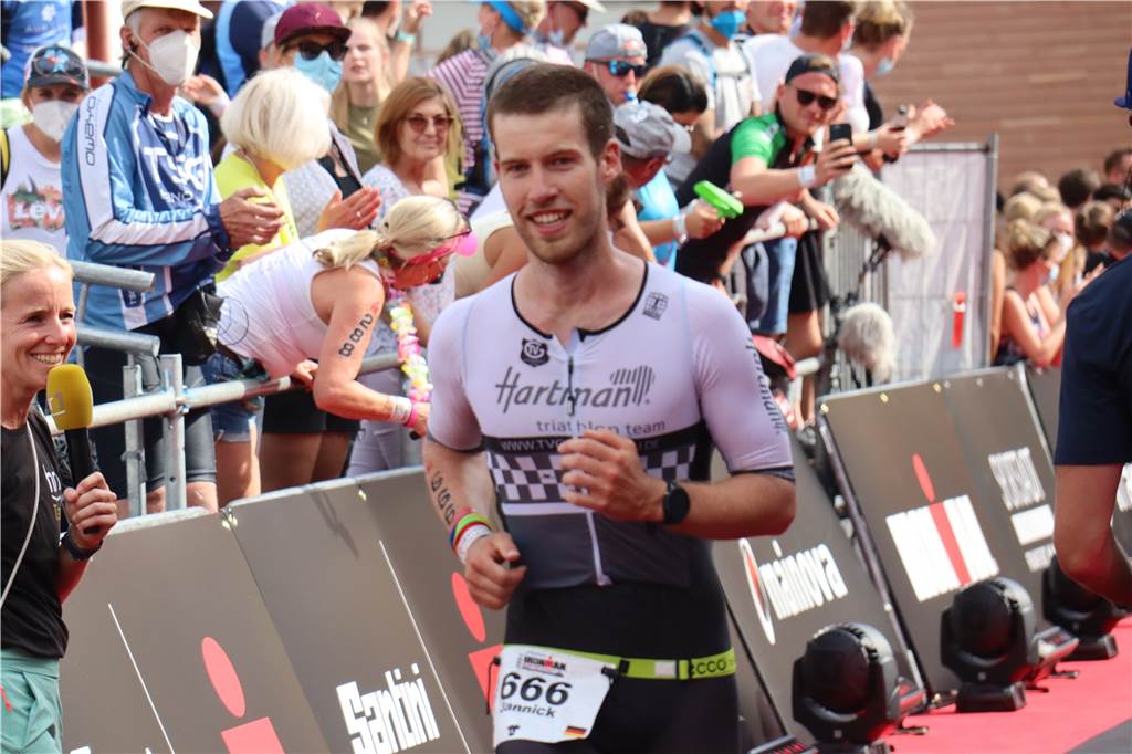 Ironman-EM: Panne bei Urlaubsguru-Gründer - Kamener Teamkollege hofft auf WM-Ticket für Hawaii Yannick Niessner vom TVG Kaiserau muss noch warten, ob er ein WM-Ticket ergattert.