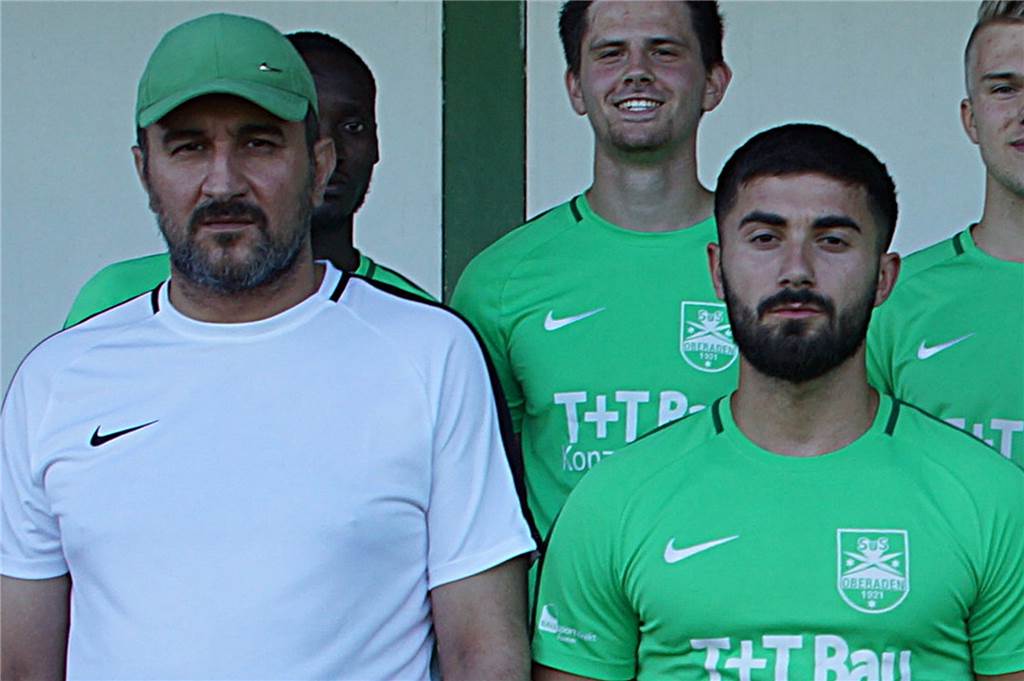VfK Weddinghofen holt bekannten Mittelfeldspieler von einem C-Kreisligisten aus Lünen Yasin Yilmaz (rechts vorne) spielte schon unter Trainer Birol Dereli beim SuS Oberaden.