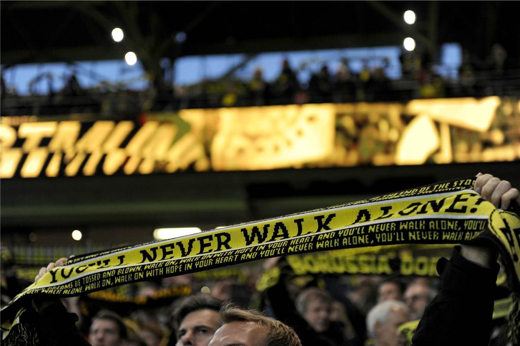 Die fortschreitende Entfremdung der BVB-Fans und ihre Folgen „You‘ll never walk alone“ singen die BVB-Fans. Gilt das auch noch nach der Corona-Pandemie?